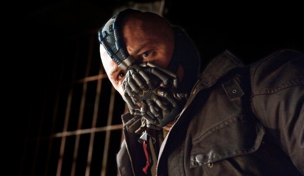 (speaks in muffled voice) mun standa oft í ensku textaþýðingunni