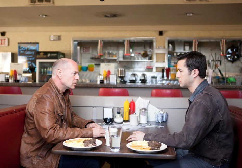 eins og að horfa í spegil